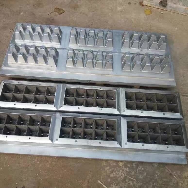 พลาสติกหรืออัลลูมิเนียม Eco Friendly Egg Packaging Tray Mold สําหรับเครื่องกระปุกไข่